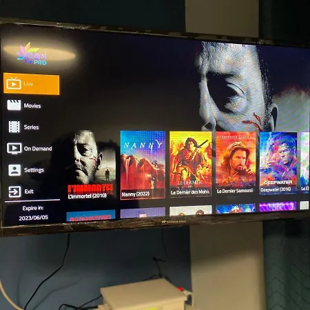 En Rez-de-chausse, De 21m 2 Appartement *