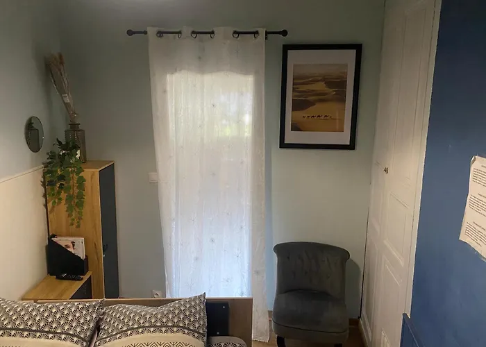 Apartament En Rez-de-chausse, De 21m 2 *